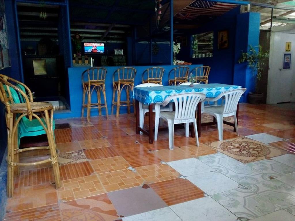 Happy Buddha Inn Puerto Galera Exterior foto